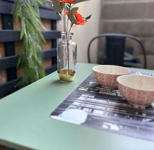 Le Petit Kiosque - Terrasse Parking & Local Velo Apartmán *